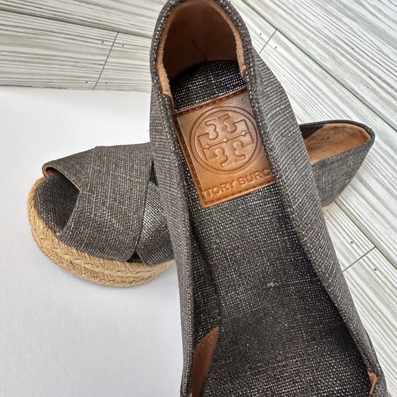 Tory Burch Filipa Espadrille Wedge Sandals | Sz 6 1/2 | Metallic Peter Canvas - Picture 3 of 6